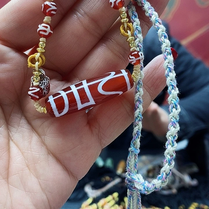 玛瑙/玉髓颈饰合金