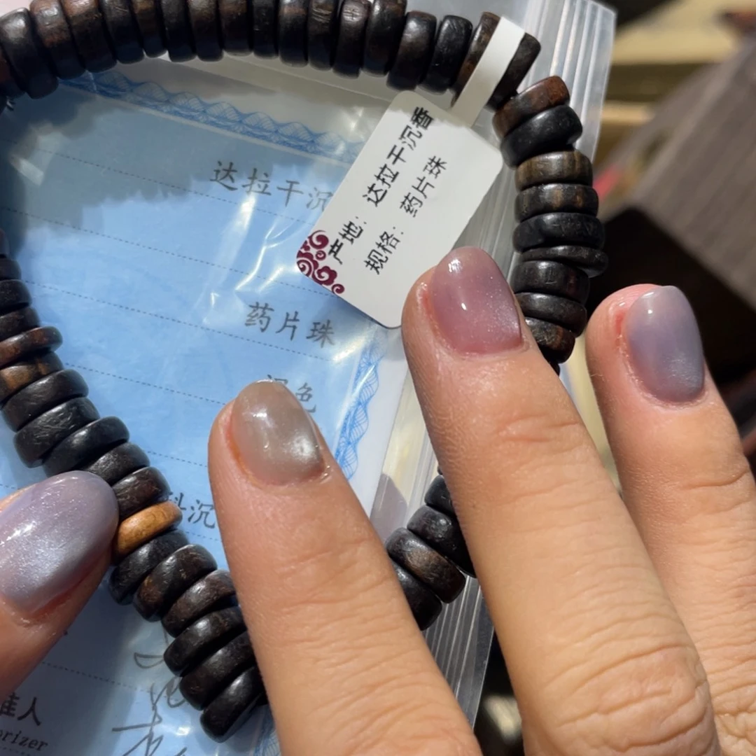 紫砂线香的味道很浓很香      