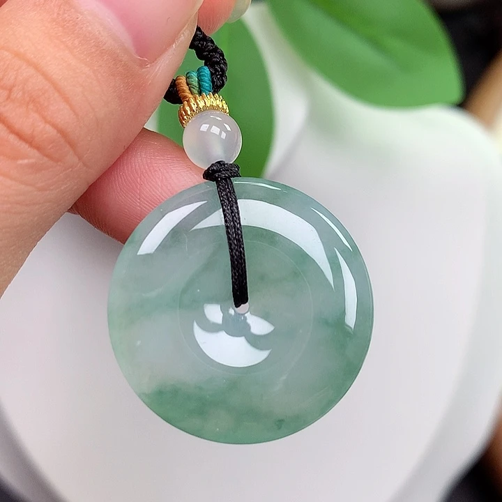 翡翠未镶嵌颈饰平安扣 27.5x5.0mm