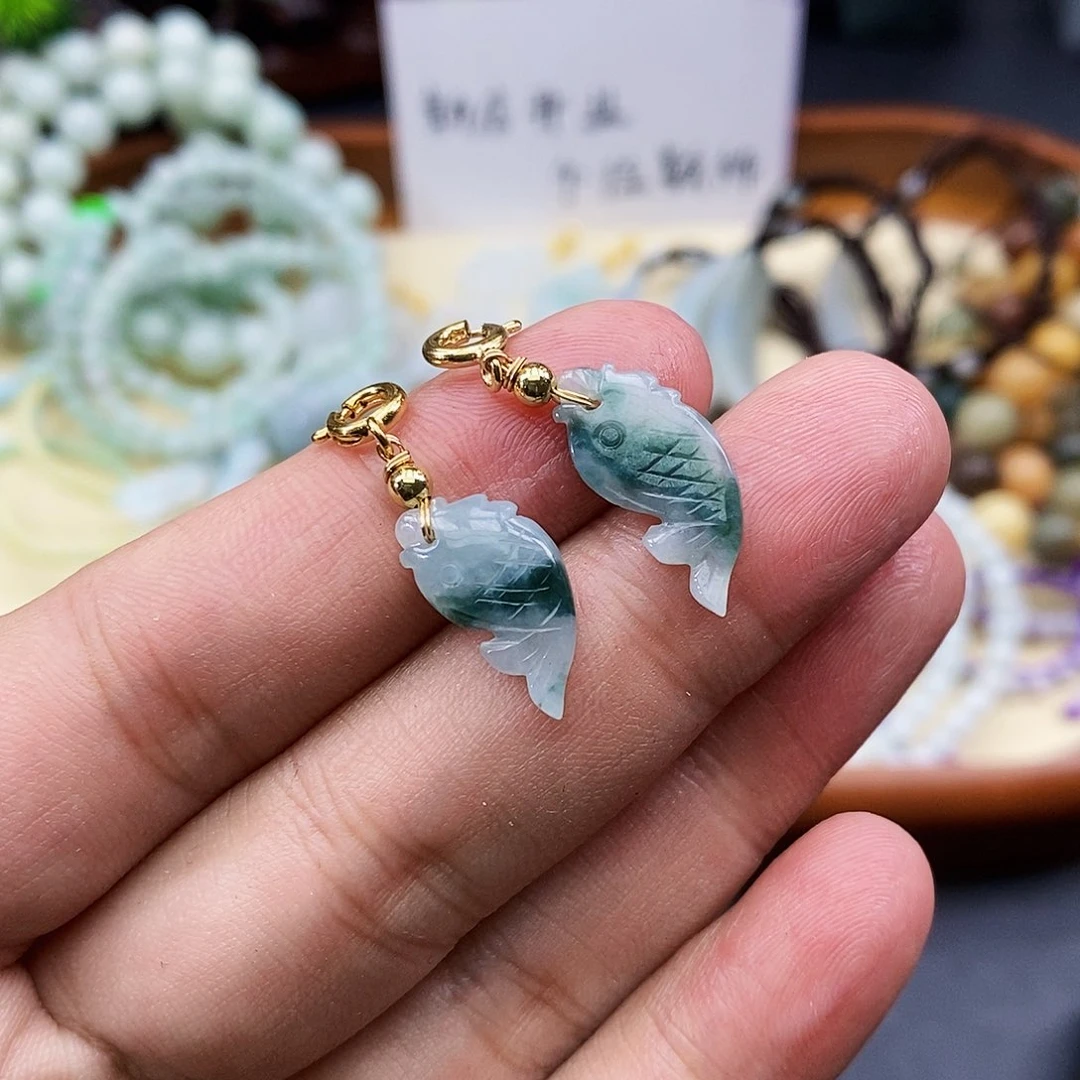 颈饰未镶嵌翡翠随机发