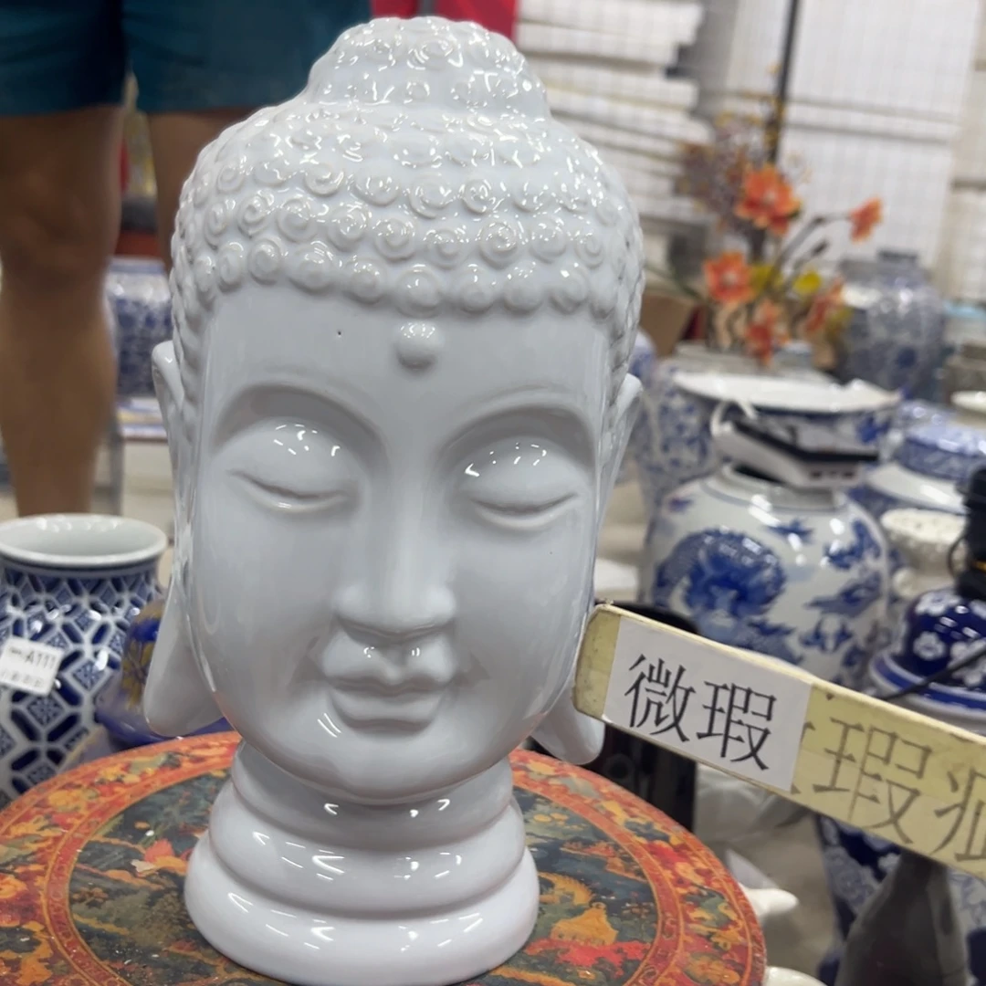 微瑕青花瓷器值得厚爱