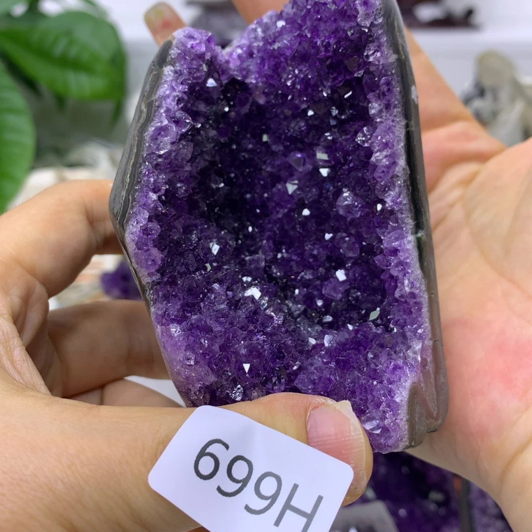 未镶嵌紫晶大型摆件（非配饰）h699