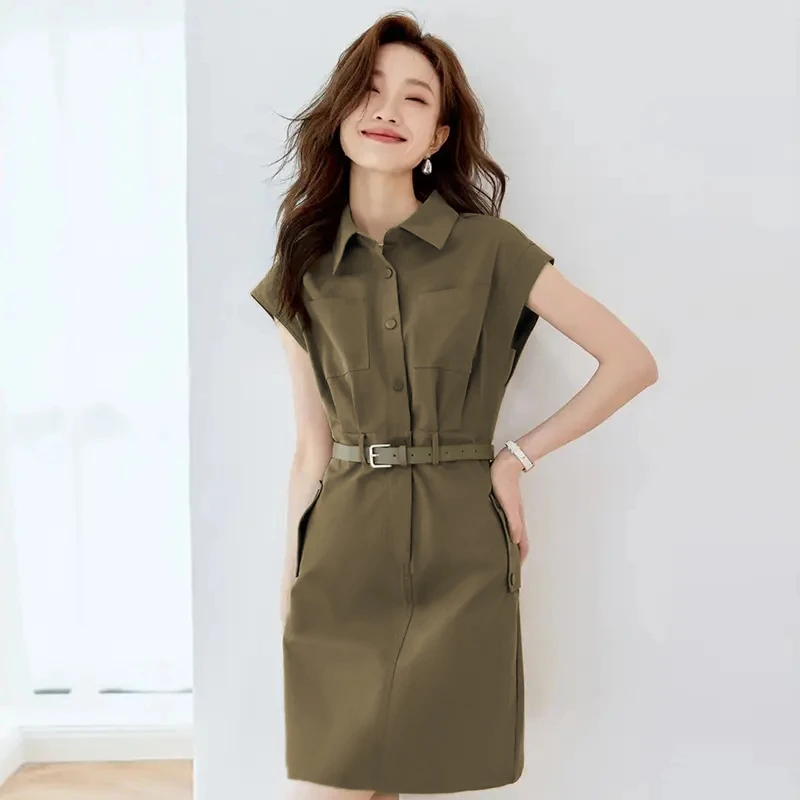 【纯纯】【送腰带】2025夏日新款撞色扣子皮带收腰小众连衣裙D1076