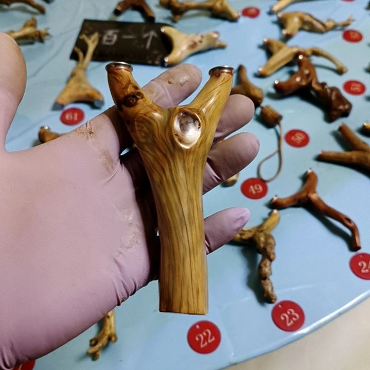 猛***腿崖柏成品弓崖柏成品弓