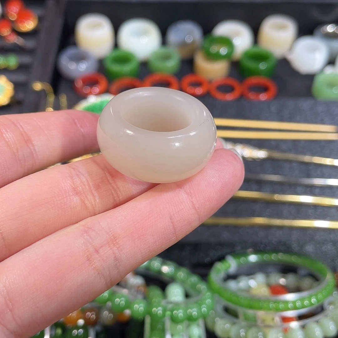 和田玉未镶嵌戒指内径17.2 藕粉胖墩