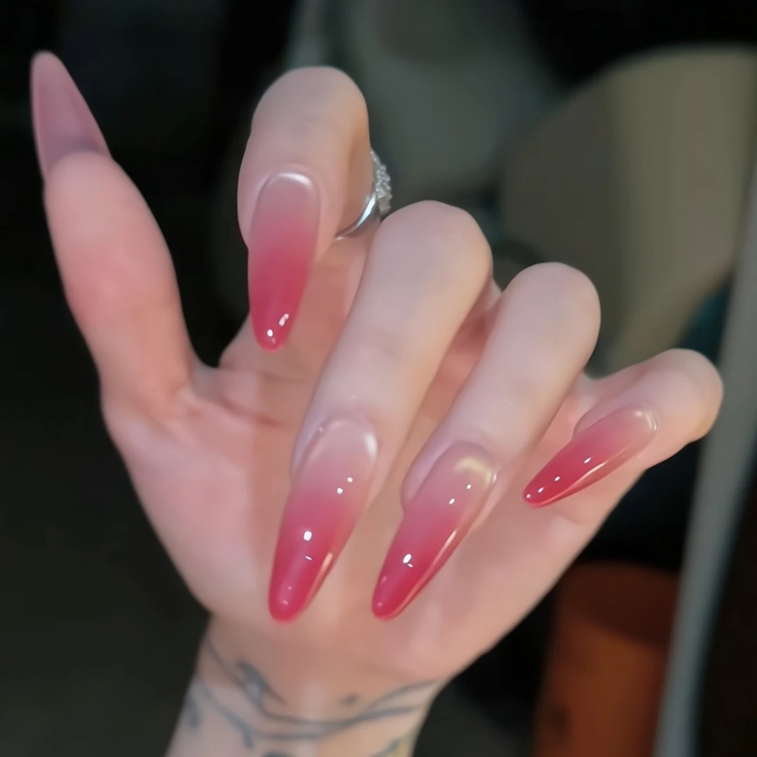 夏日爆款甜酷千禧辣妹树莓粉猫眼玻璃珠美甲贴片穿戴甲中长款裸色