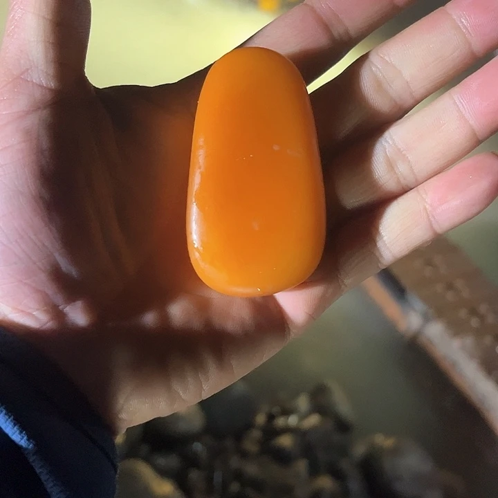 未镶嵌和田玉（糖玉）珠宝奇石