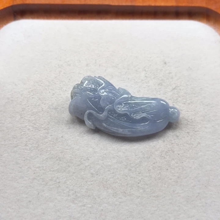 翡翠未镶嵌颈饰蓝紫百财