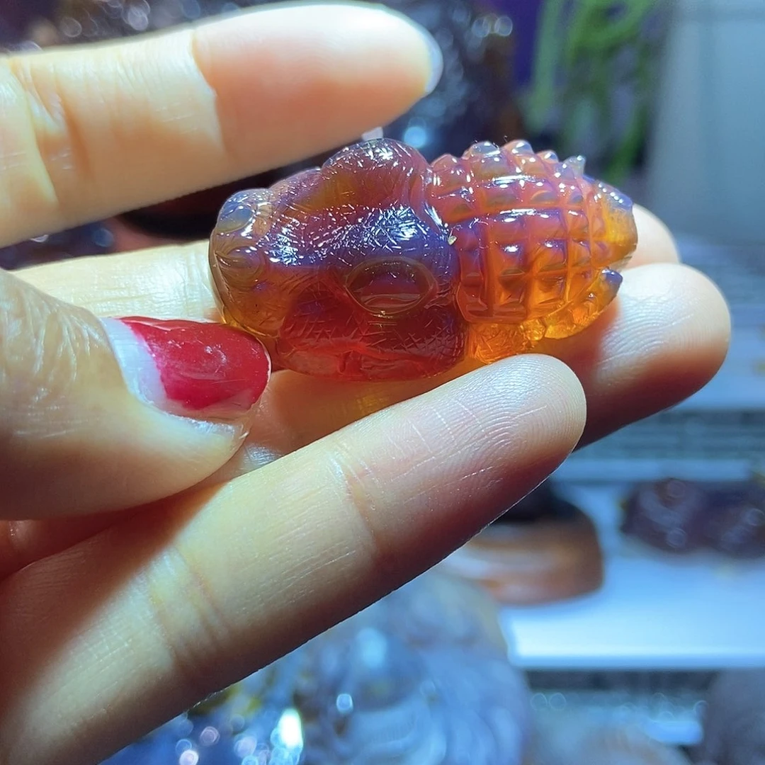 未镶嵌颈饰琥珀缅甸天然琥珀吊坠