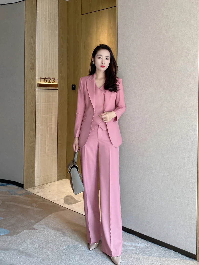 2025春秋玫瑰粉西装三件套气质洋气减龄时尚马甲直筒裤套装女主持