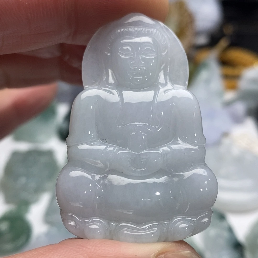 翡翠未镶嵌颈饰观音