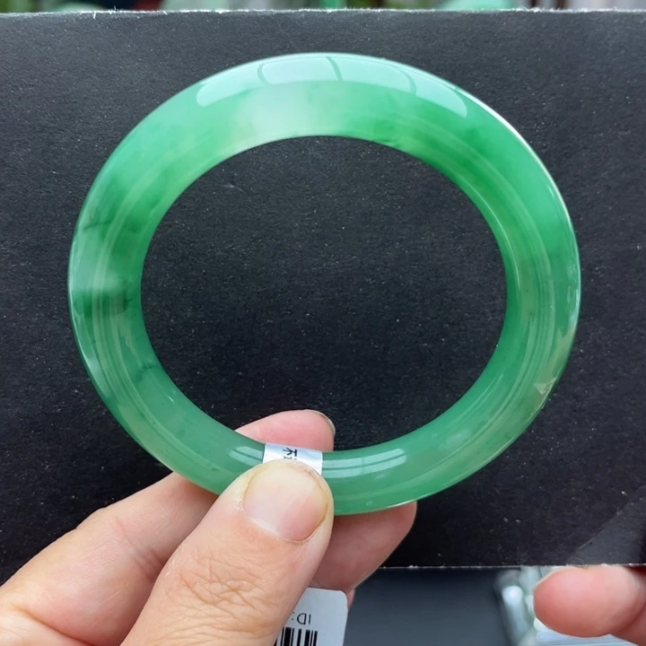 石英质玉未镶嵌手镯57/58