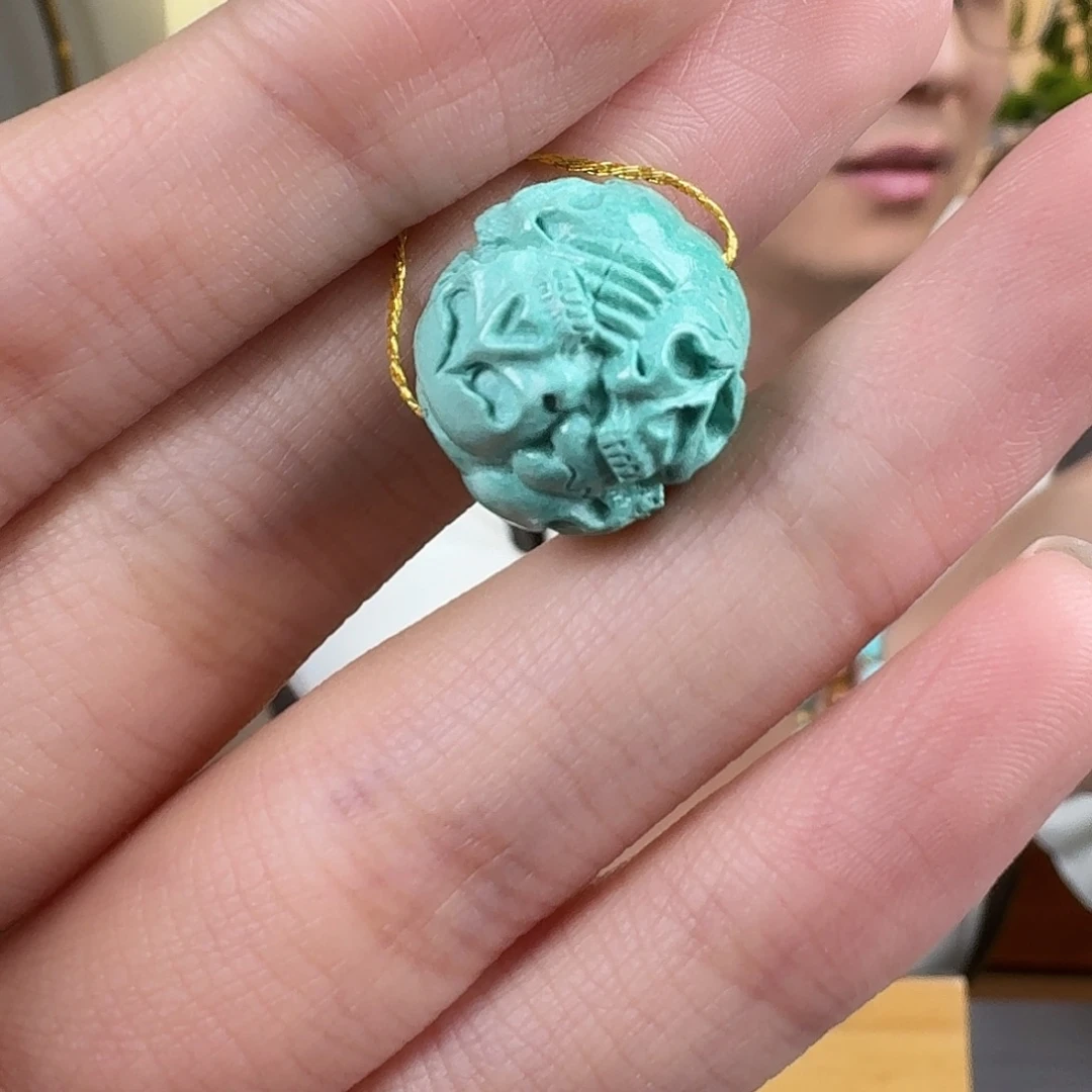 绿松石未镶嵌珠宝奇石