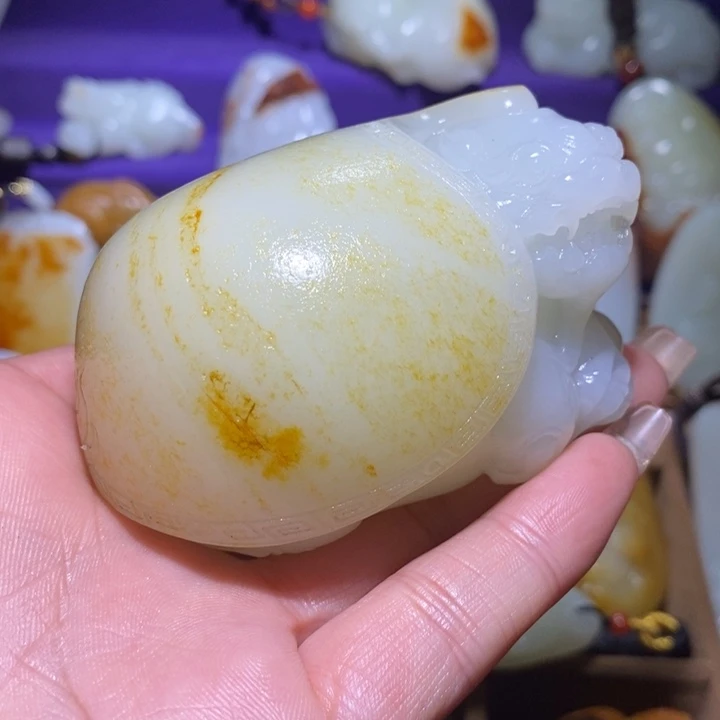 和田玉颈饰未镶嵌一**八