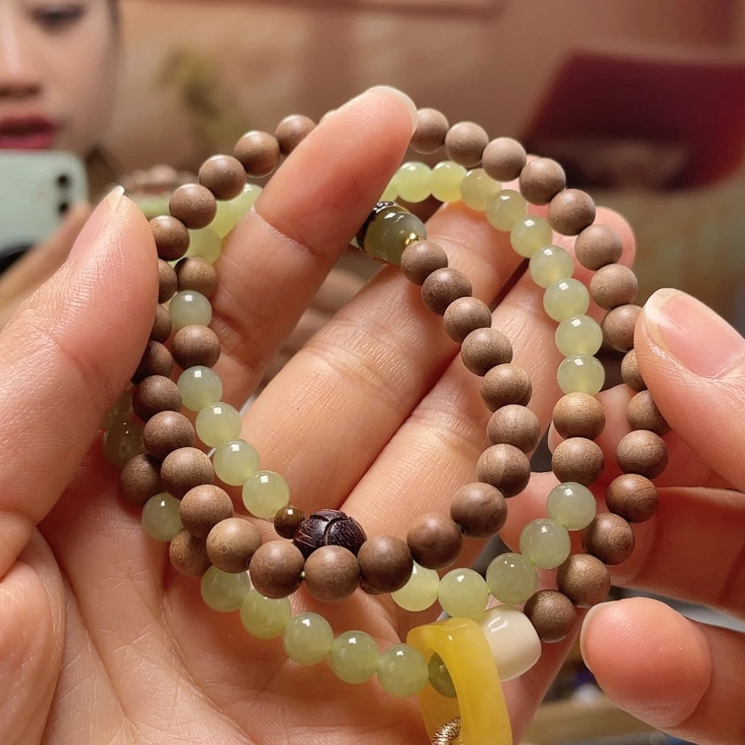 琥珀未镶嵌裸石手串