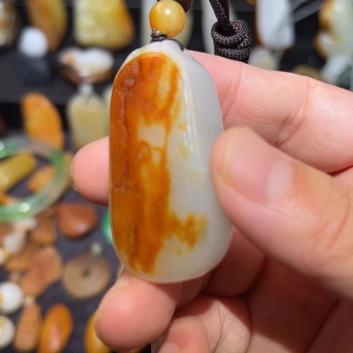 和田玉未镶嵌吊坠(不含链)