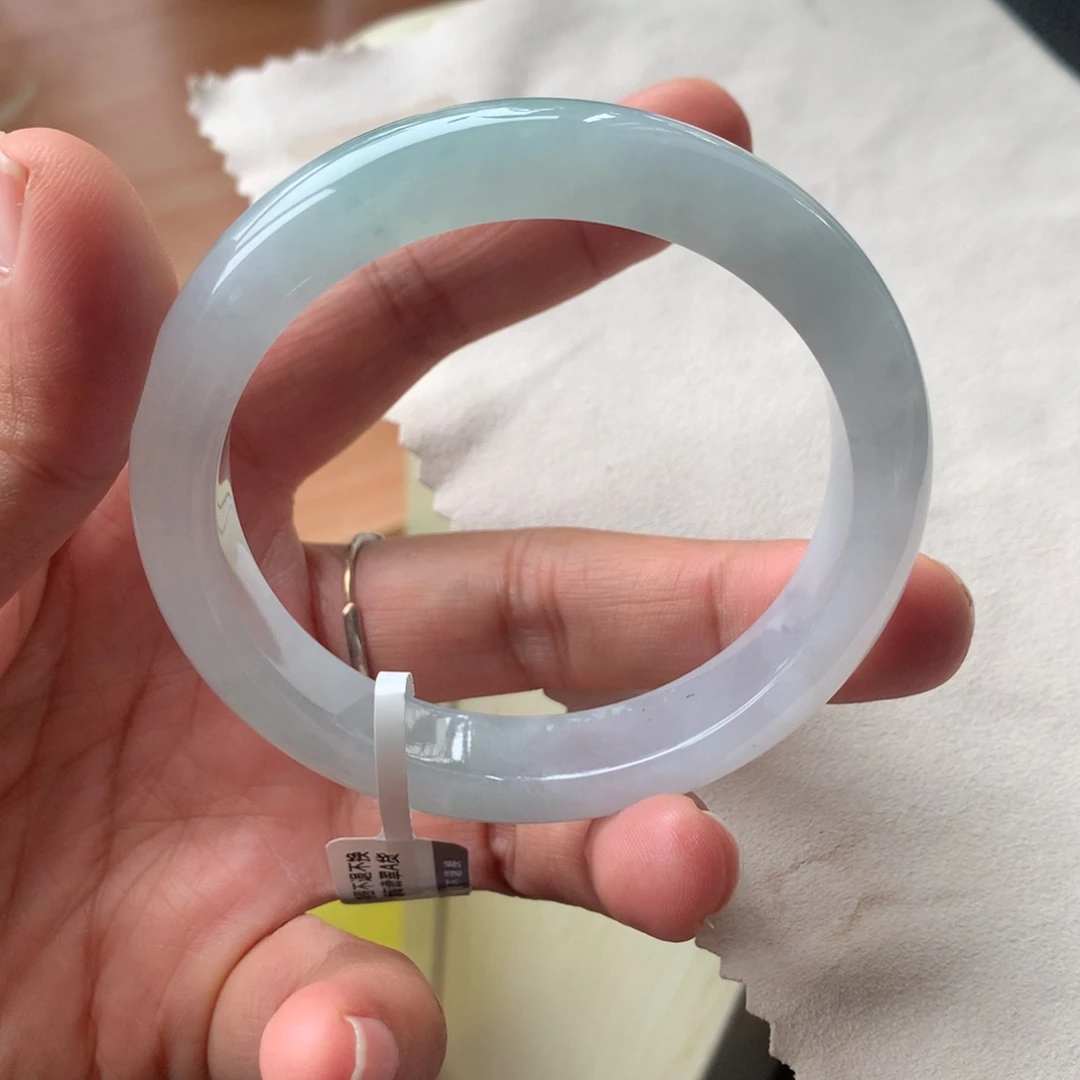 翡翠未镶嵌手镯25号