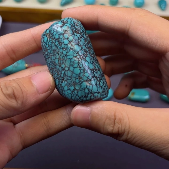 绿松石未镶嵌绿松石