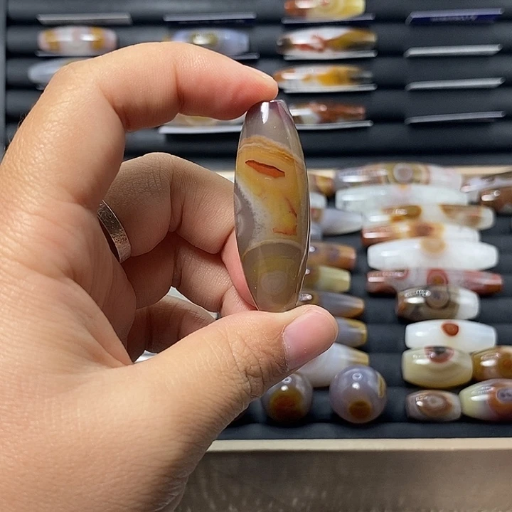 玛瑙/玉髓未镶嵌颈饰