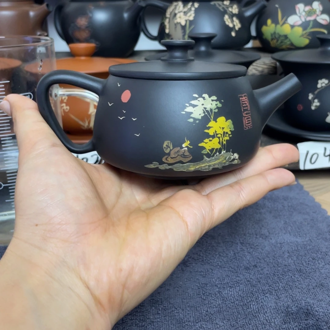 壶双面彩填人物汉瓦壶