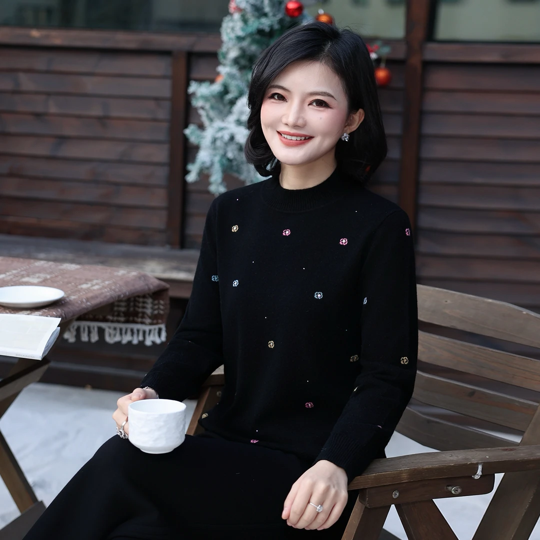 枫竺阿楠anan气质圆领定位花烫钻全羊毛针织衫女冬季保暖套头毛衣