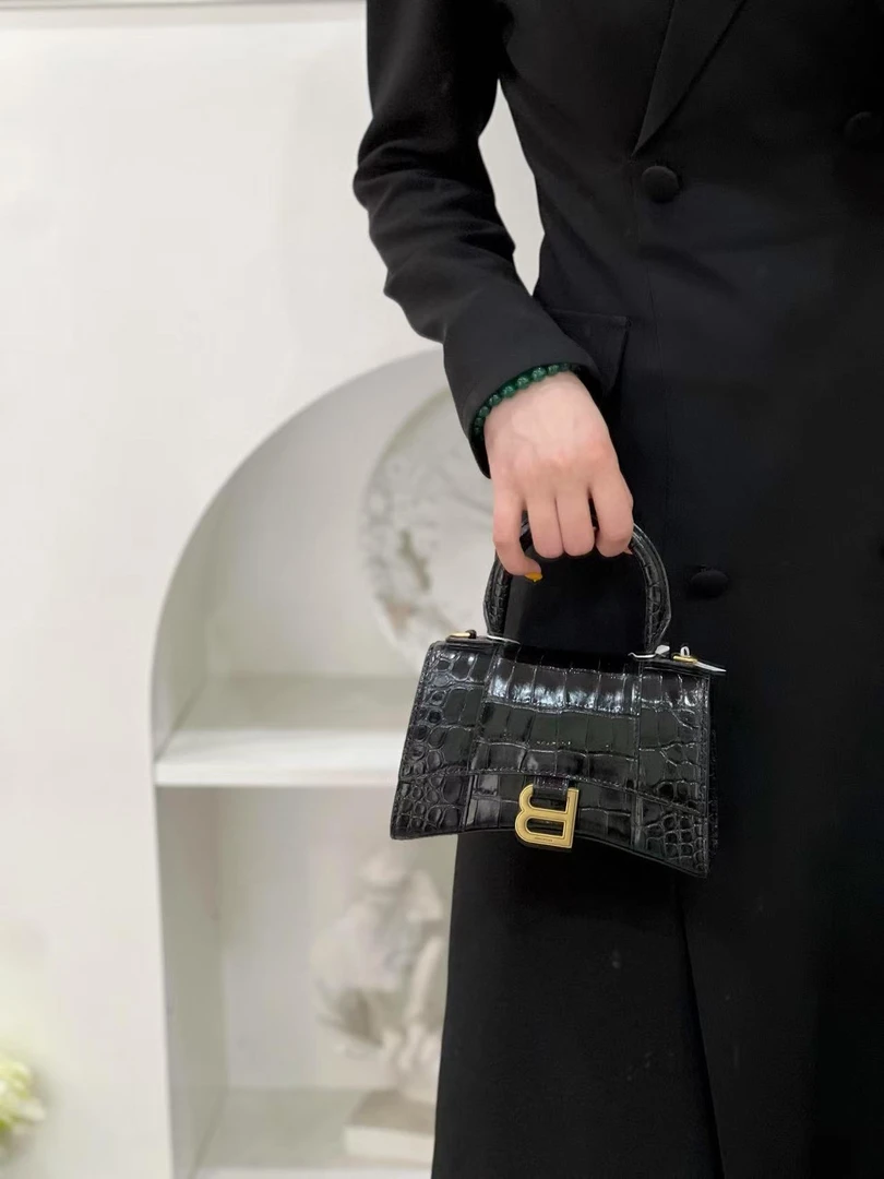 99新 Balenciaga/巴黎世家 沙漏xs黑金鳄压/优品