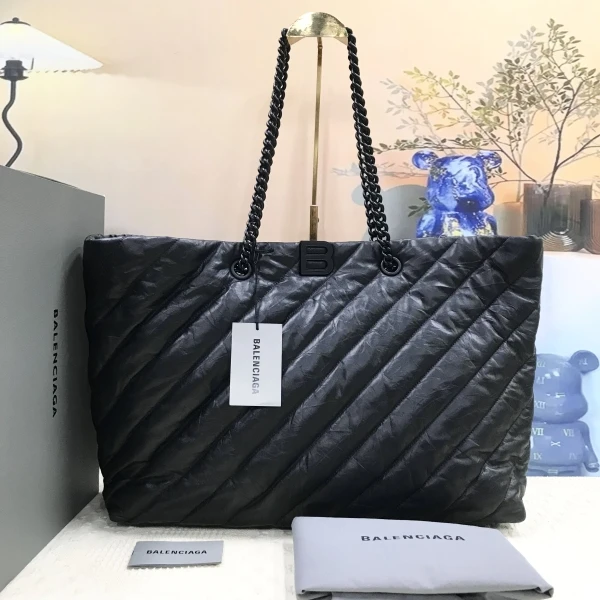 妃鱼/巴黎世家/未使用/包包/市场价68888/250119MM0010