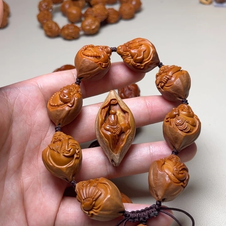 用***8手串橄榄核整身群仙加无相佛