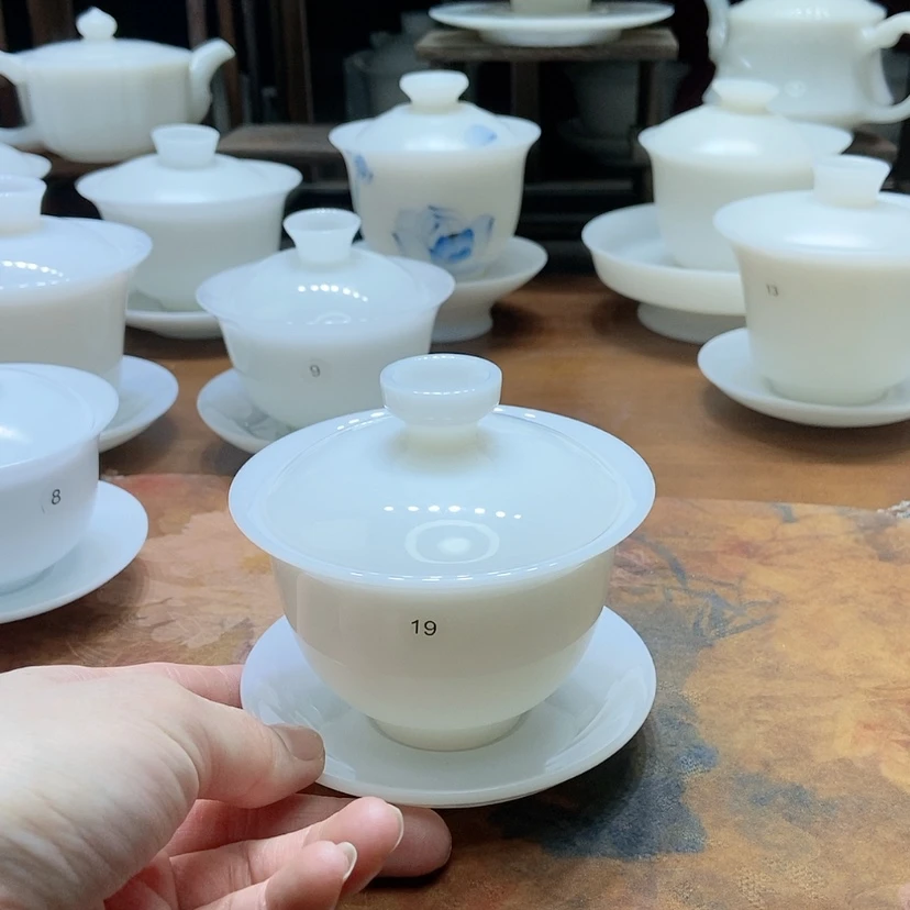 【闪购商品】这样一天都在吃土和吃饭啊我