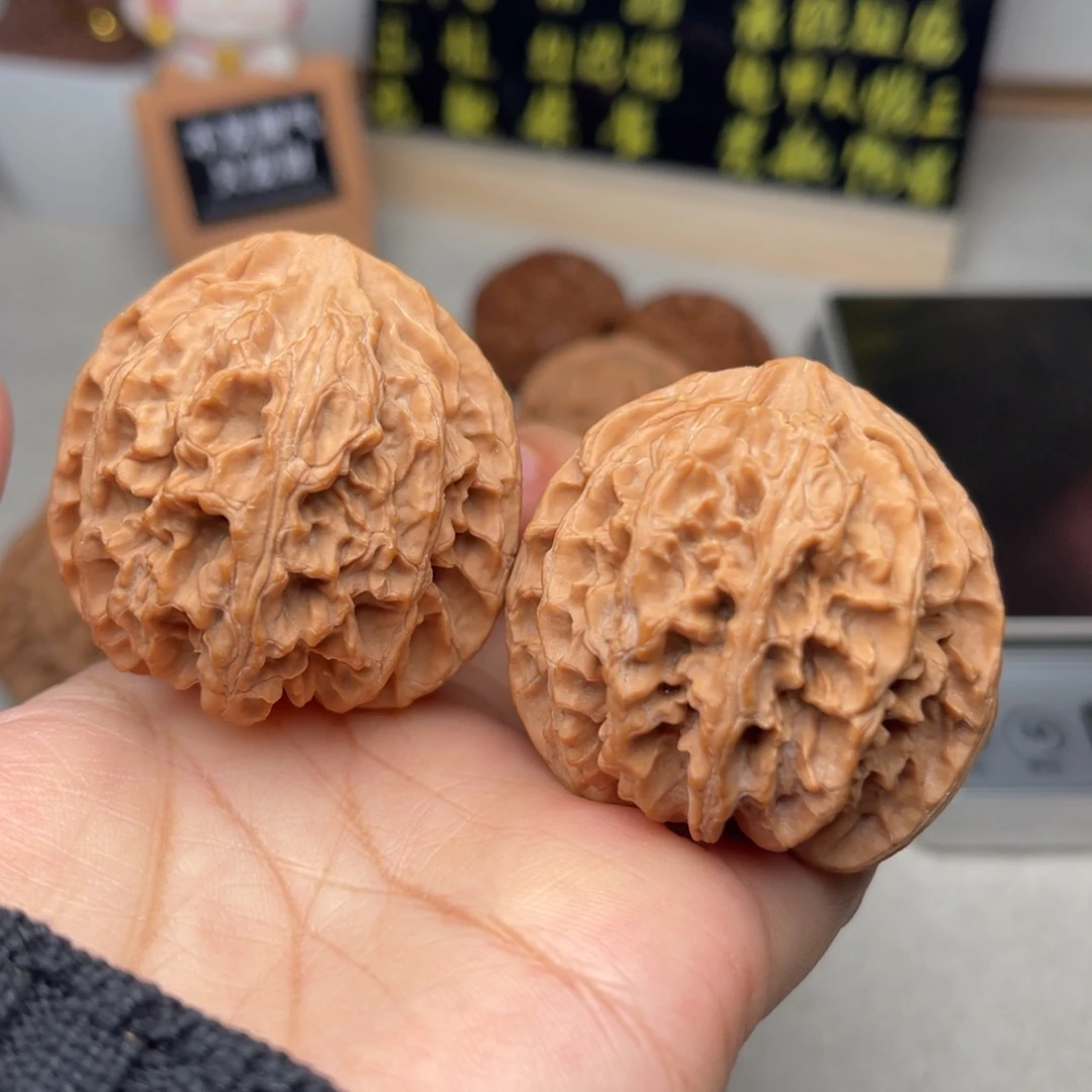 文玩核桃把件苹果园