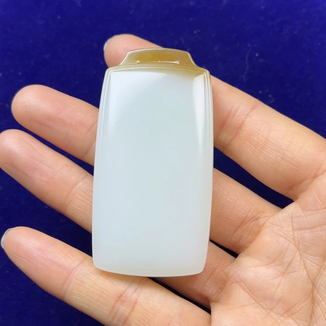 未镶嵌和田玉（糖玉）挂件