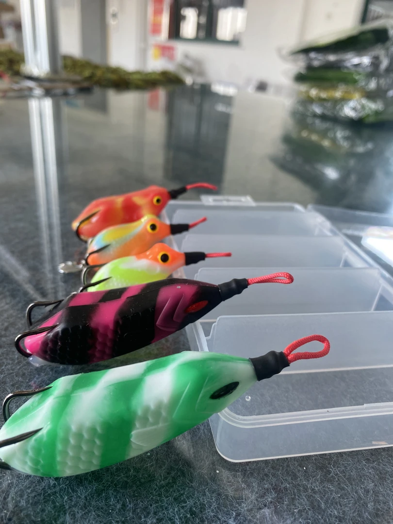 新型路亚雷蛙假饵打黑雷强远投重草适用