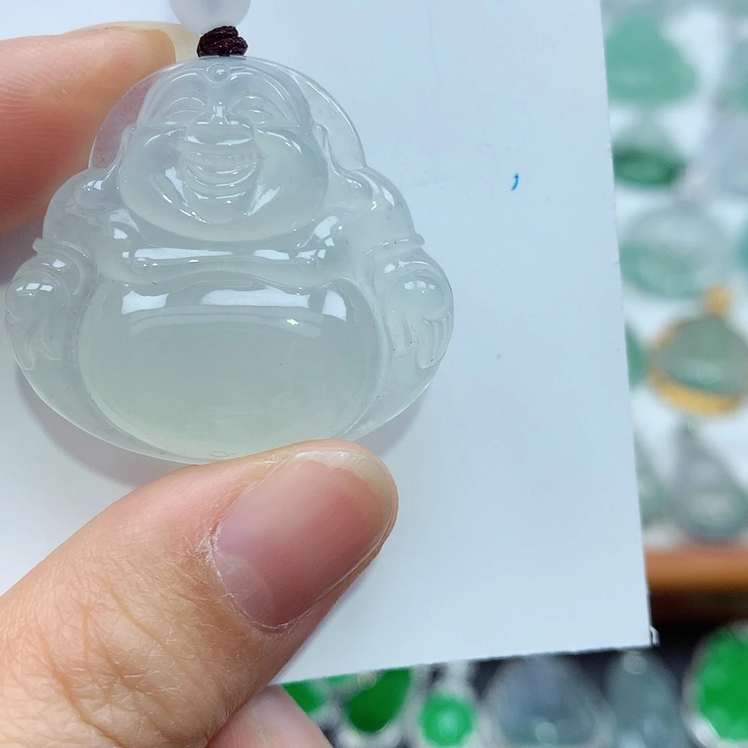 翡翠颈饰18K金镶嵌佛