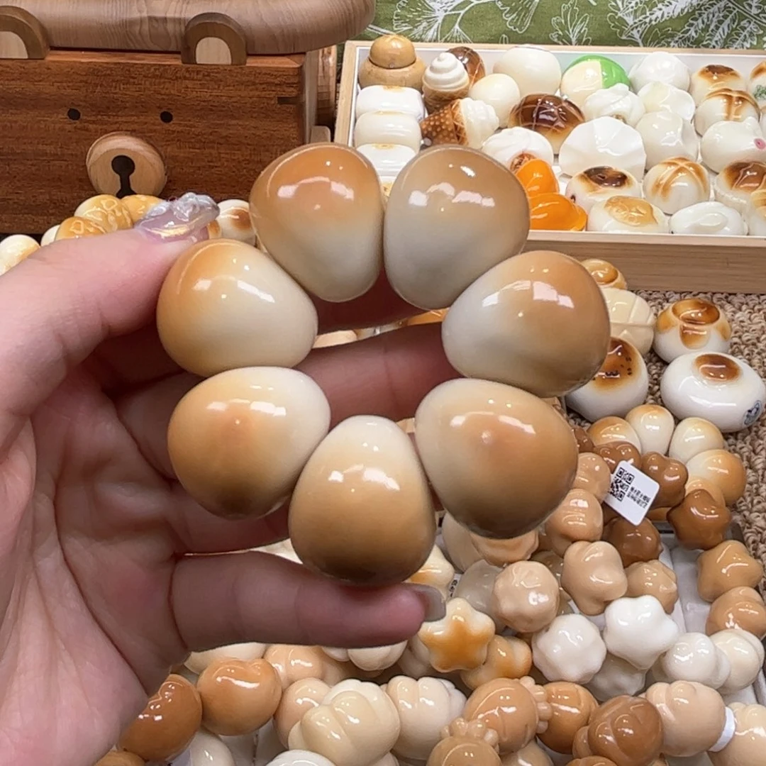 菩提根/象牙果手串9.28.19象牙果炭烤胖肠微瑕