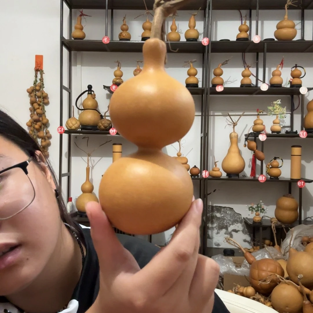 ****）天然生长葫芦摆件