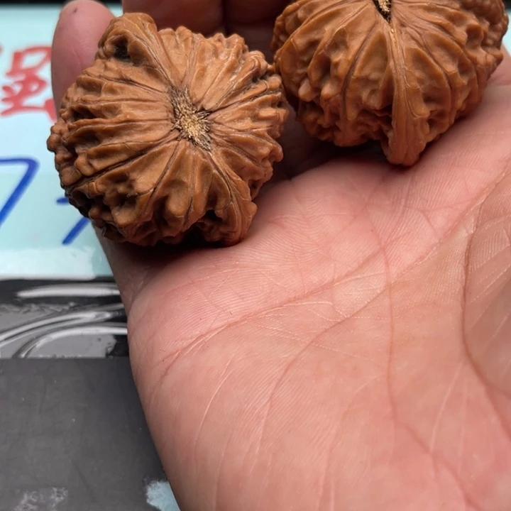 涛***)文玩核桃吊坠文玩核桃链接专属