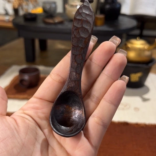 景德镇鱼和熊手工陶艺