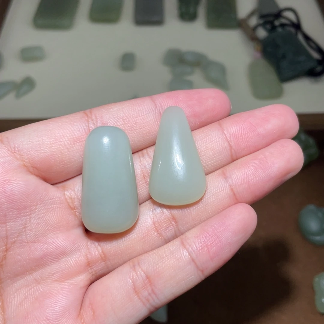小***食未镶嵌手链和田玉