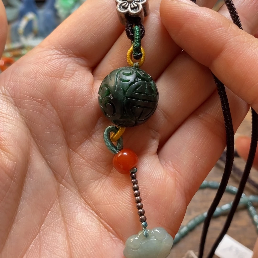 翡翠未镶嵌颈饰复古国风