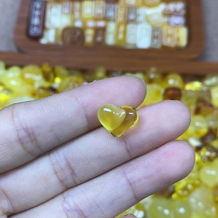 吊坠橄榄核小屁桃41