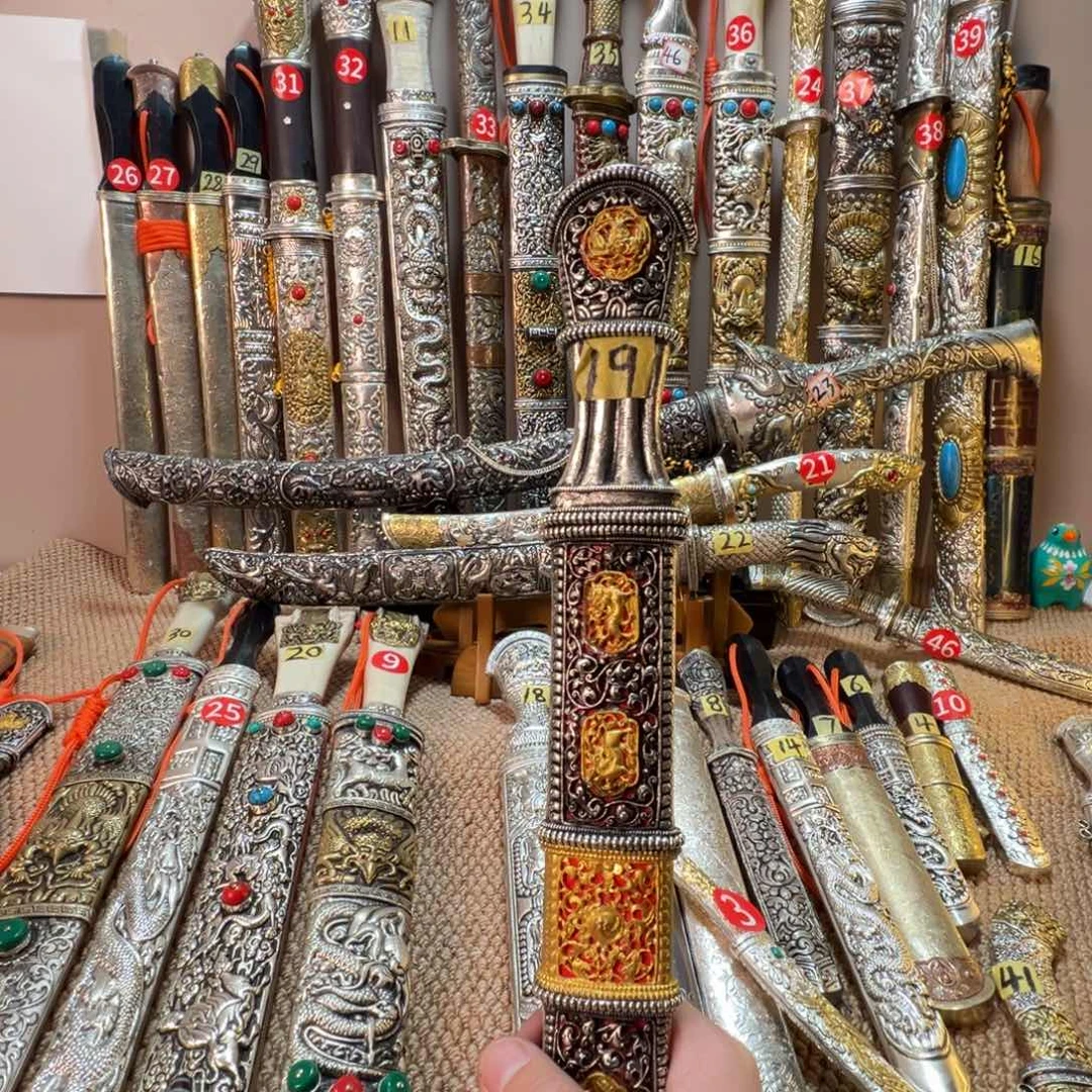 ཨ***拉手工艺品琉璃最低价