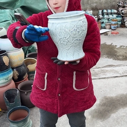 口20高25瑕疵底裂盆子