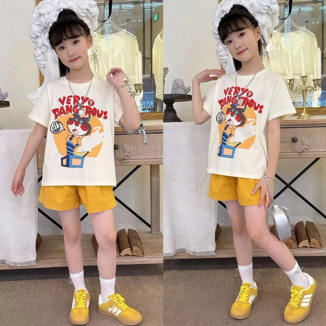 男女同款2025新款夏季儿童时尚洋气卡通宽松印花短袖短裤两件套潮