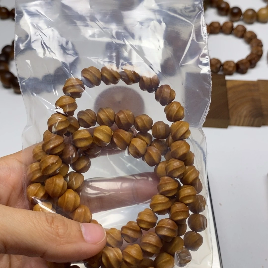 檀香木叶**A老山檀香扭扭珠焦糖