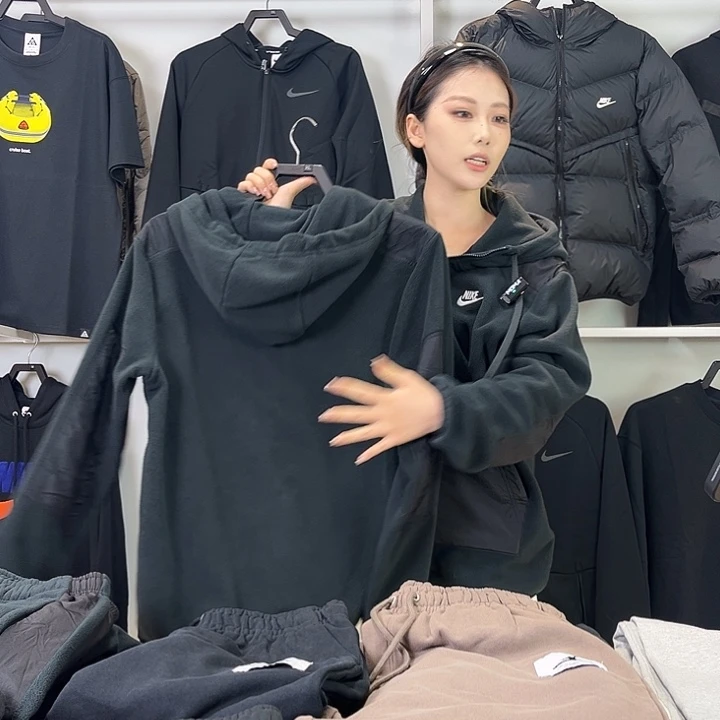 4883外套黑色xxl170-190不退换