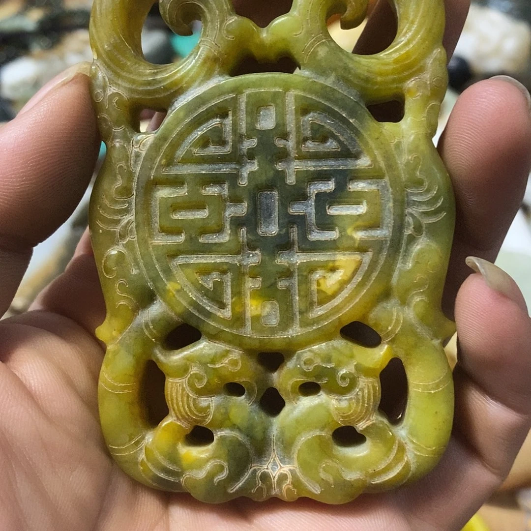 和田玉（糖玉）未镶嵌挂件