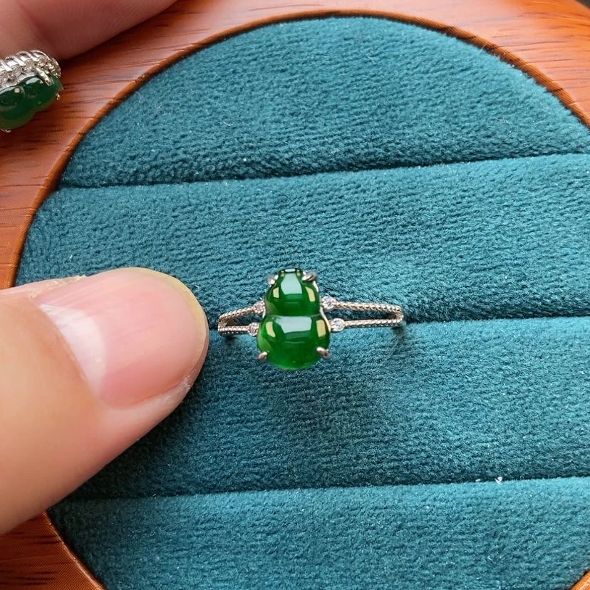 【闪购商品】翡翠戒指银S925镶嵌兮兮