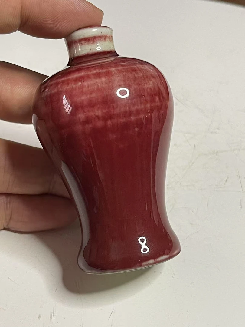 郎红釉梅瓶鼻烟壶