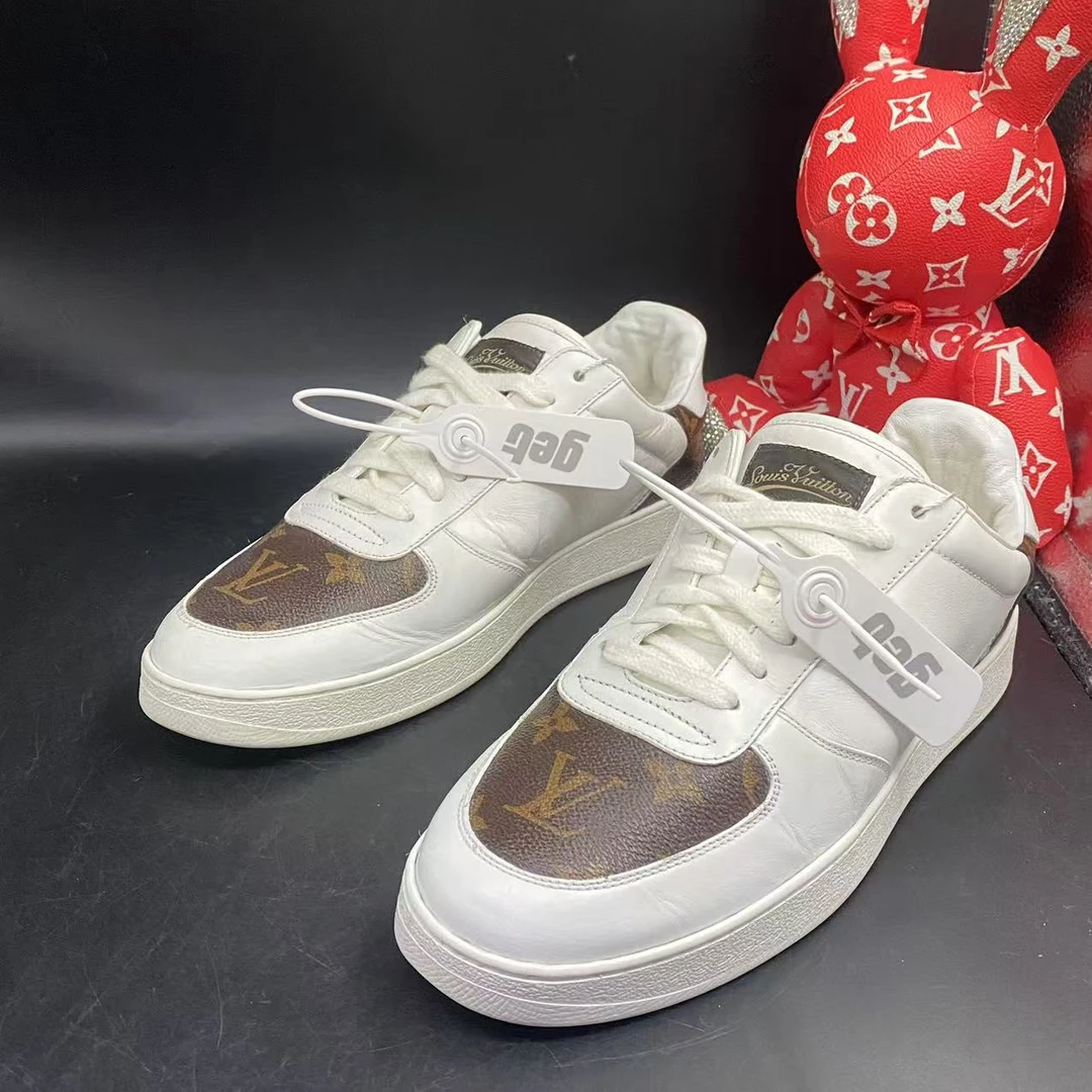 【AO优选】LouisVuitton/路易威登男士白棕老花板鞋41欧码ao