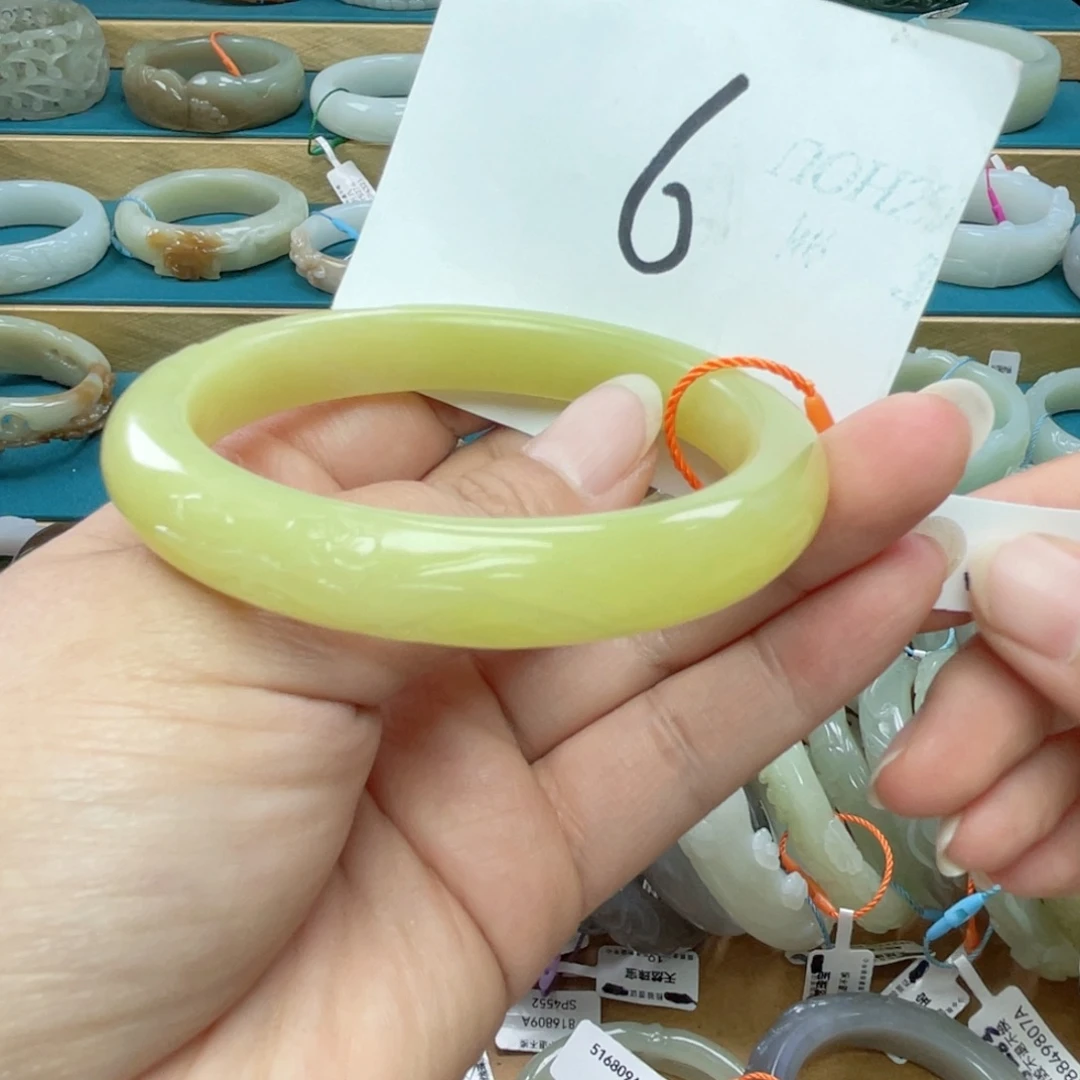未镶嵌手镯和田玉圈口57